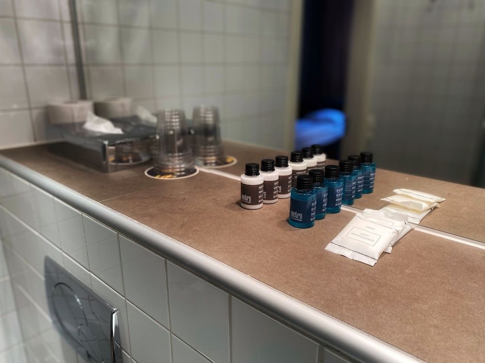 Dialog Hotel Villan Standard Triple Room 5