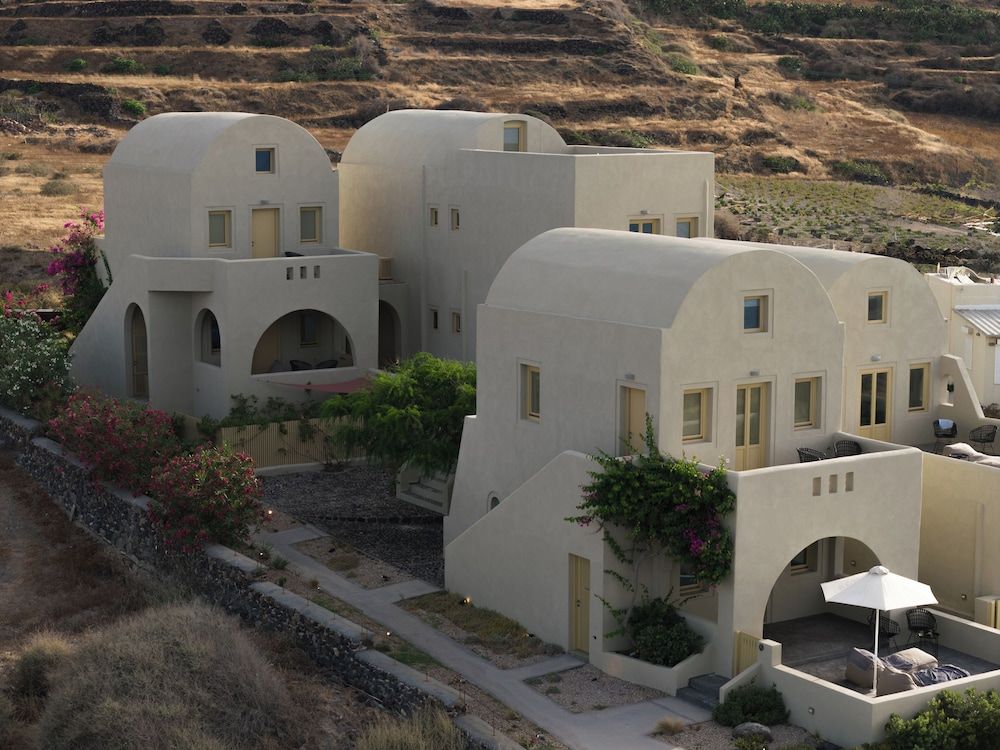 undefined Colombos BeachFront 6