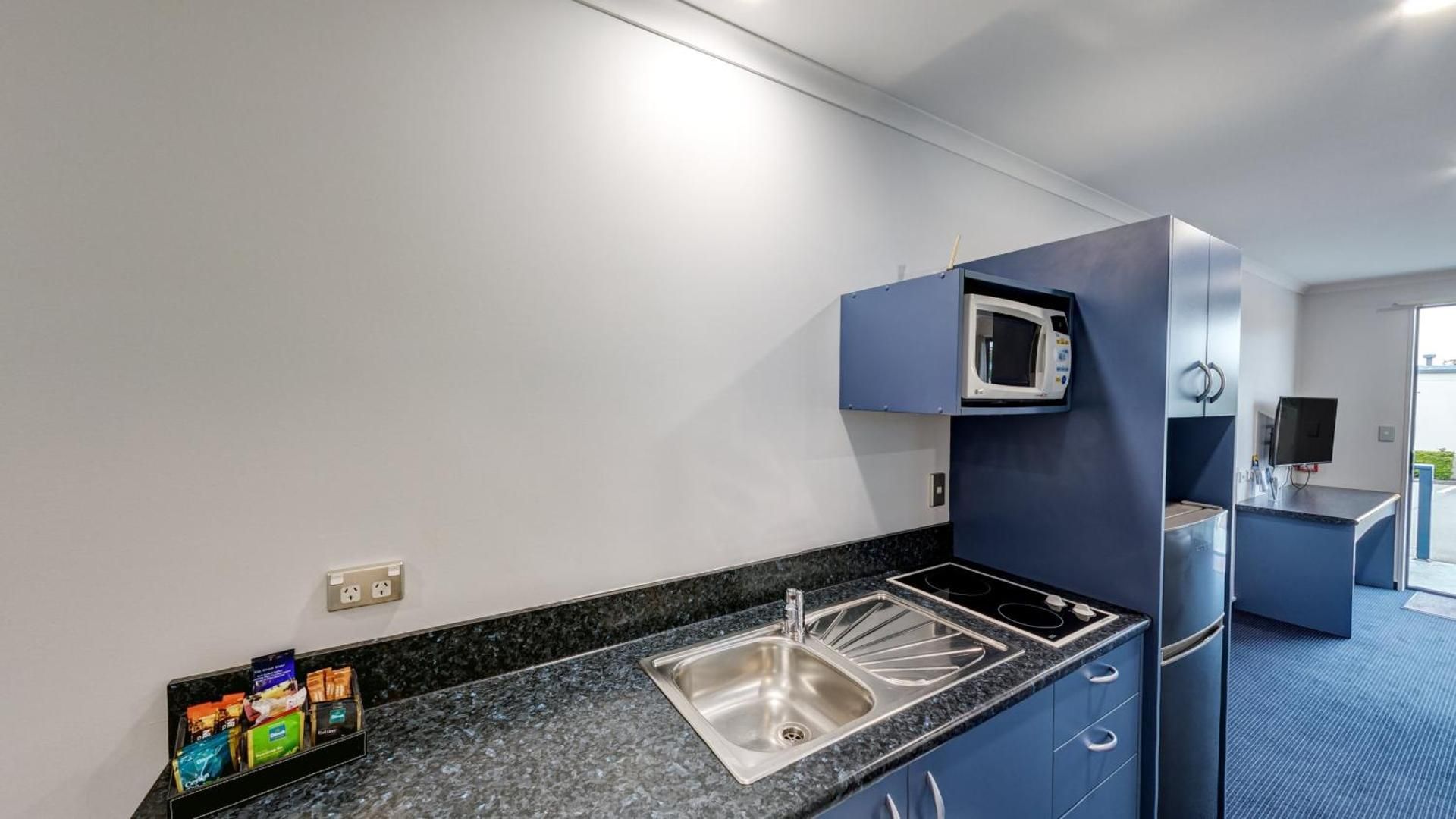 Two-Bedroom Apartment with Spa Bath
