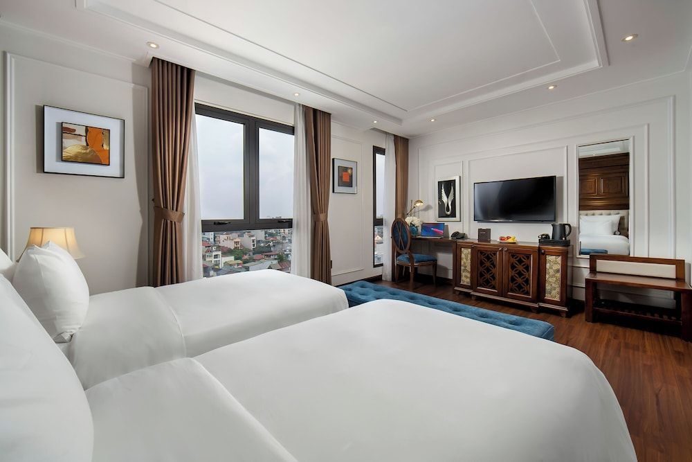 Executive Deluxe Double or Twin with City View