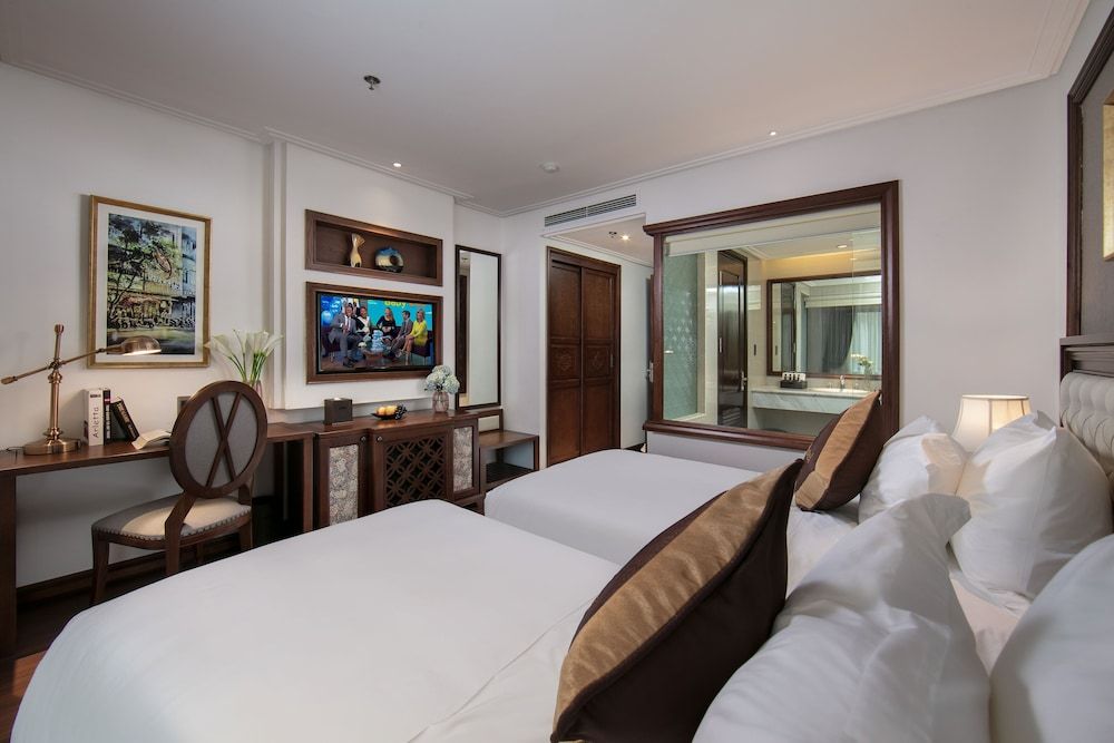 undefined The Q Hotel Hanoi 3