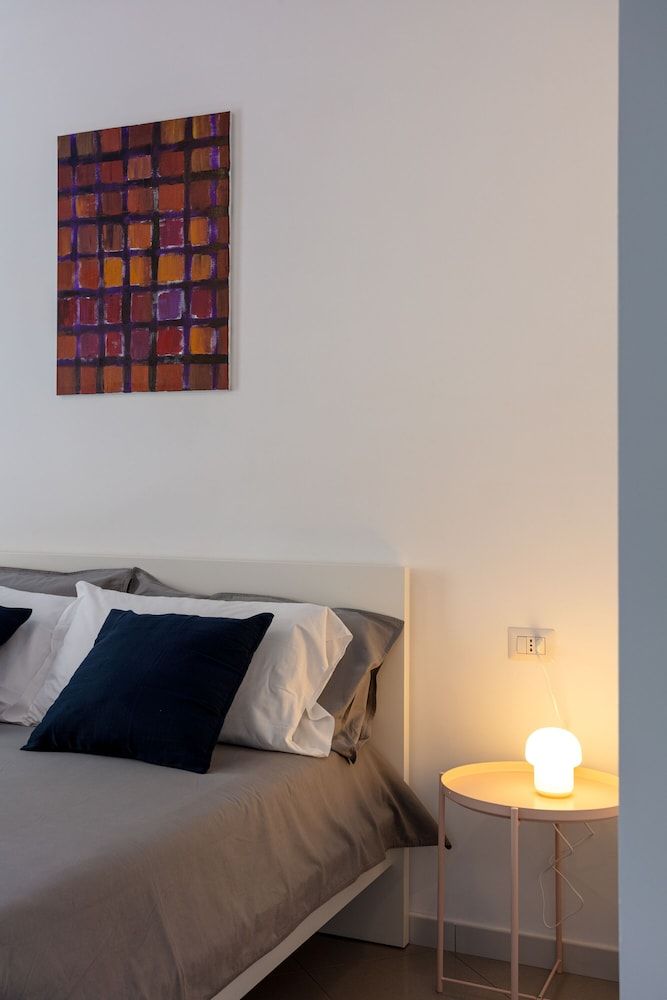 Room, City View (Room 04)