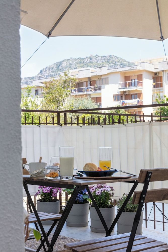 Room, Balcony, Mountain View (Room 02)
