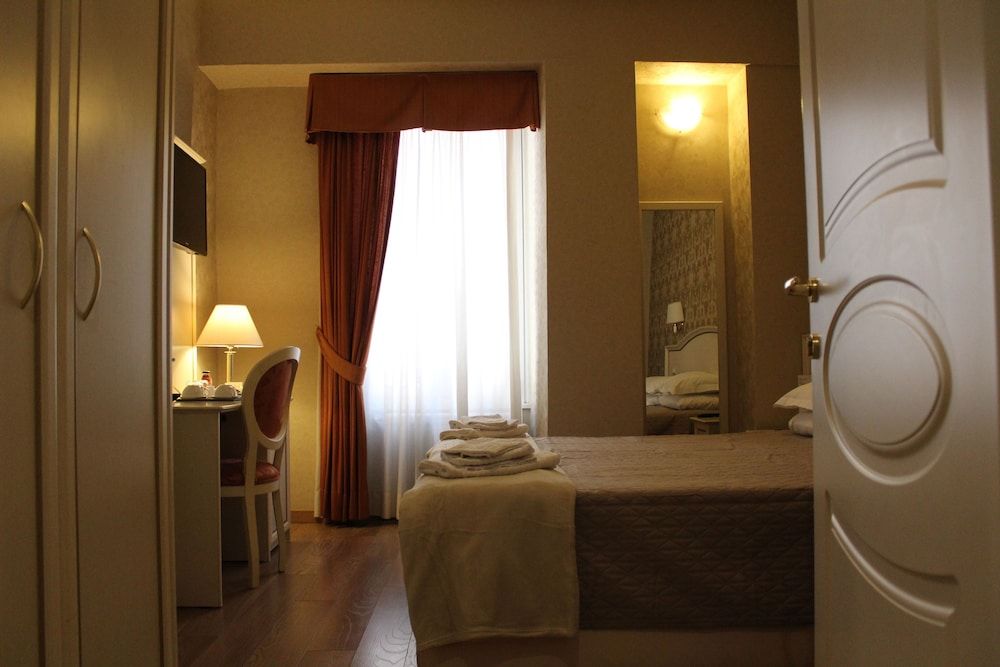 Relais Bocca di Leone Double Room 2
