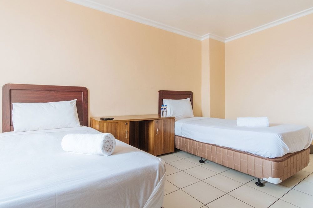 undefined Dechmark Hotel 9