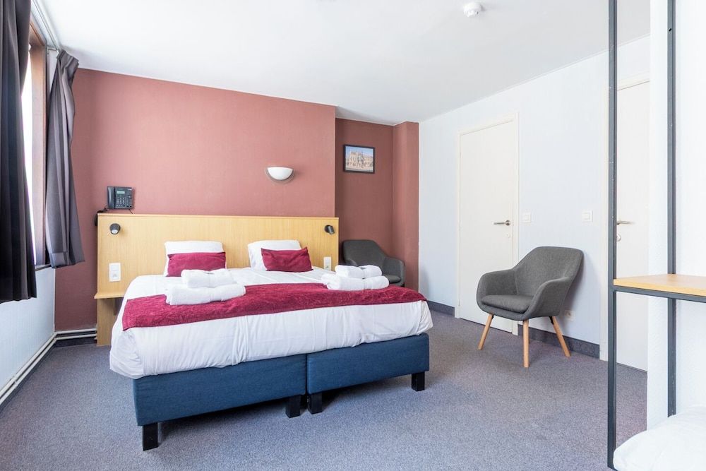 Montovani Economy Double Room 3