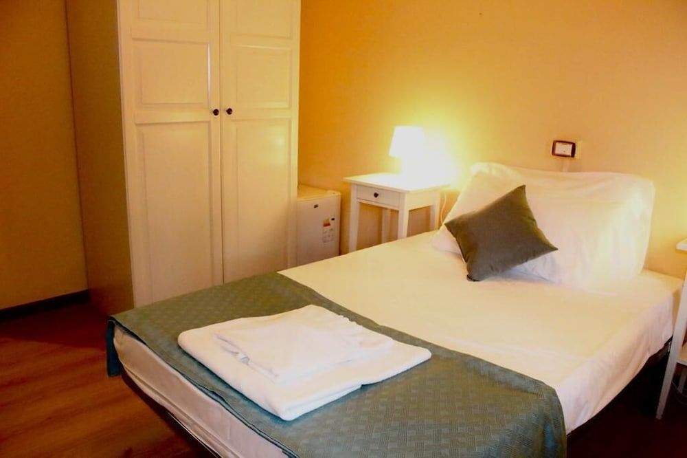 Deluxe Double Room Single Use