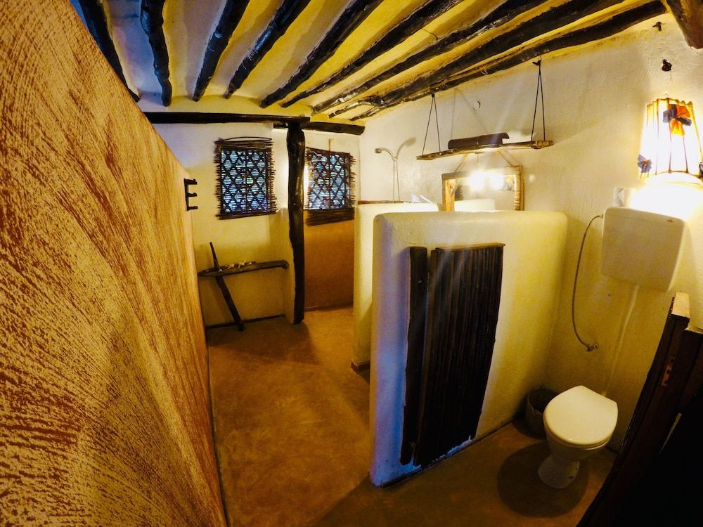 Evergreen Bungalows Grand Room 6