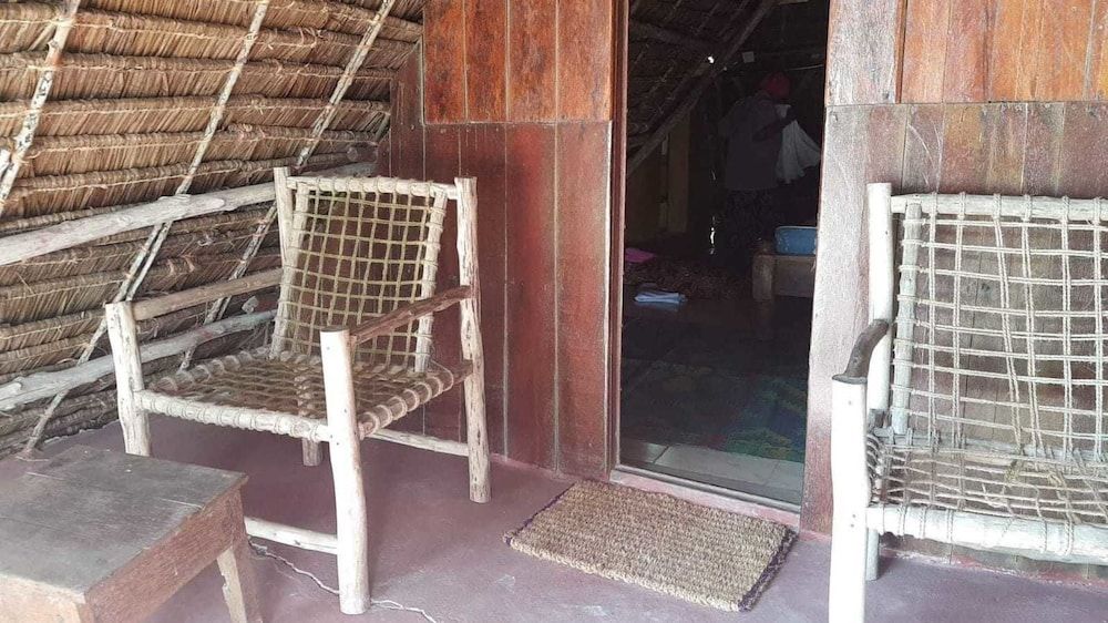 Evergreen Bungalows Economy Room 8