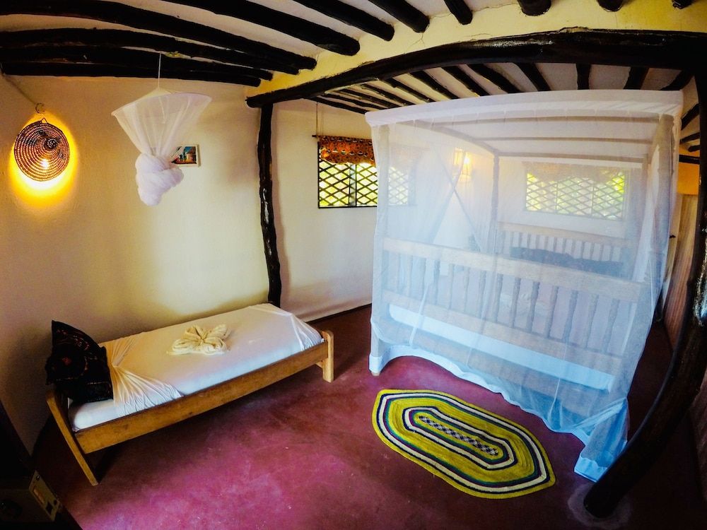 Evergreen Bungalows Grand Room 3