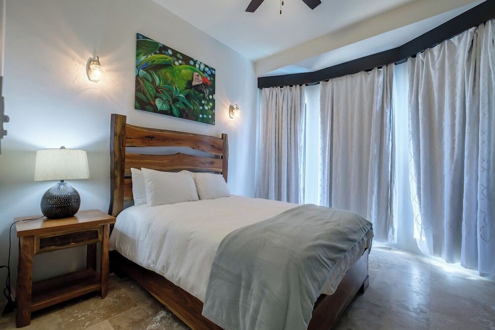 Luxury Suite, King and Queen, Sea View, Oceanfront