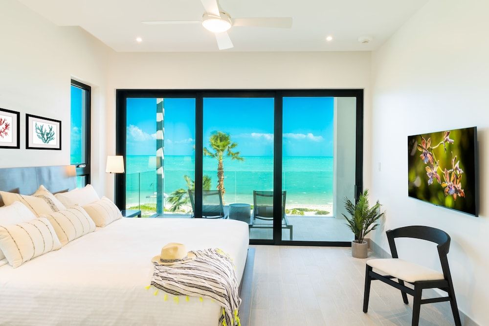 H2O LifeStyle Resort Suite, 3 Bedrooms, Oceanfront 4