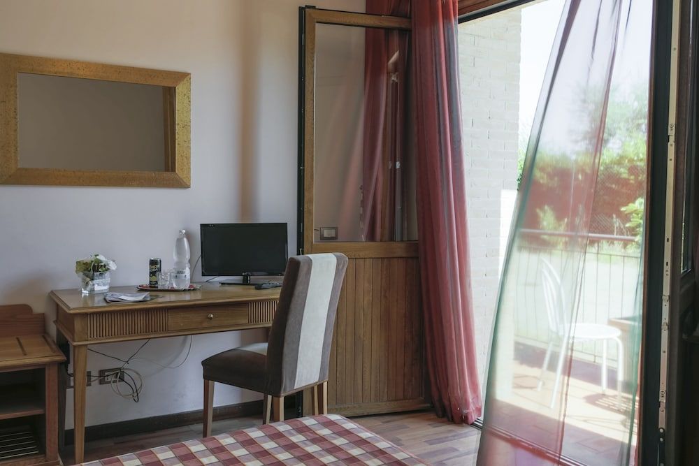 Hotel Il Giardino Standard Double or Twin Room 7