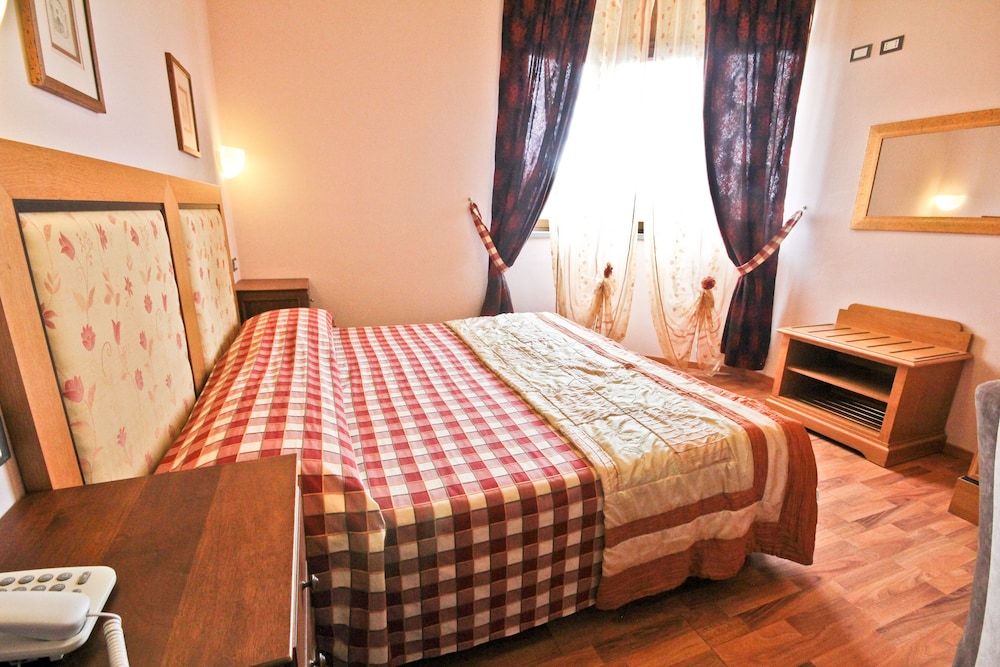 Hotel Il Giardino Standard Double or Twin Room 2