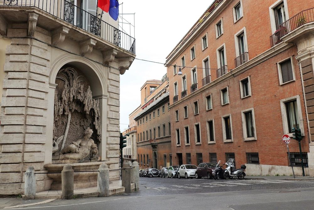 undefined Trevi suites B&B 5