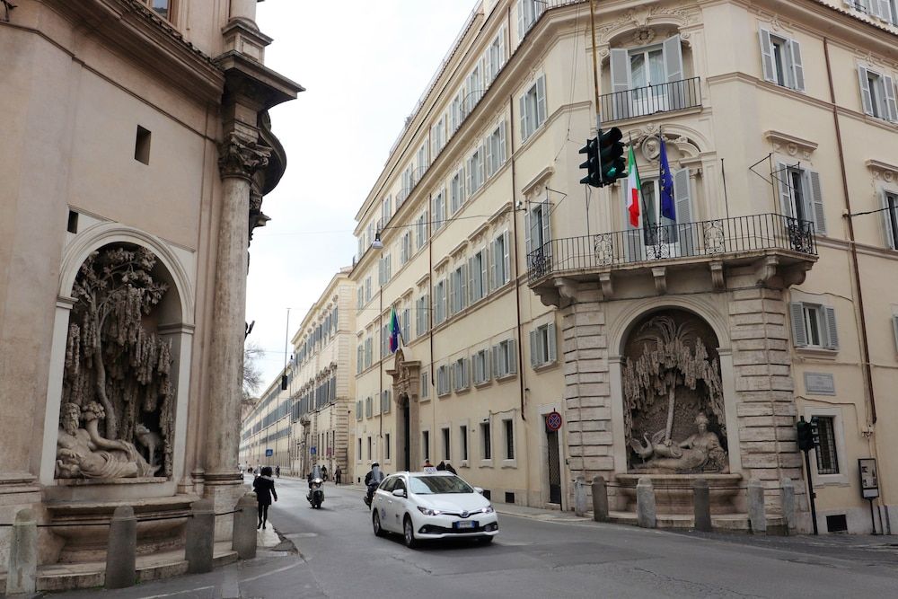 undefined Trevi suites B&B 4