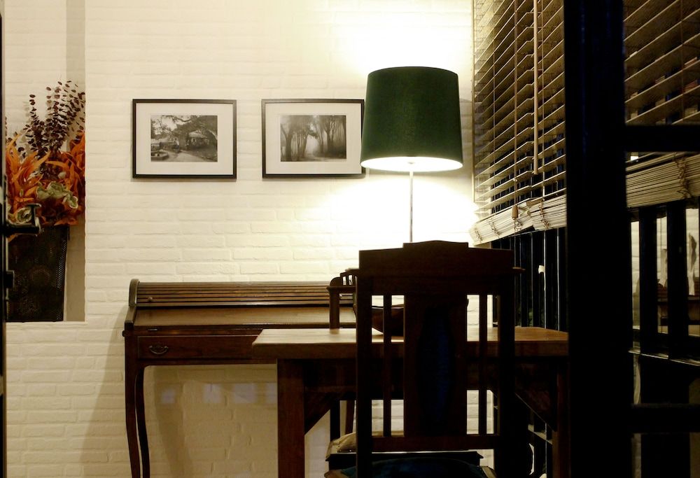 Storytellers Villas Studio, 1 Queen Bed, Terrace, Garden View 3