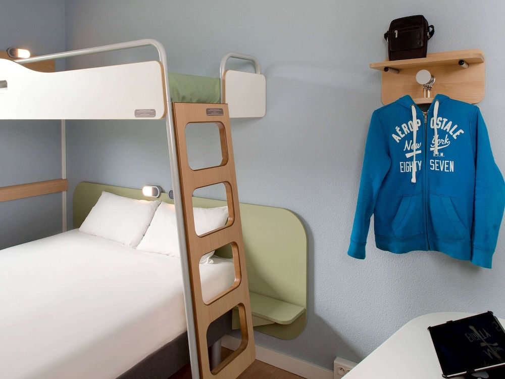 Triple Room, Multiple Beds