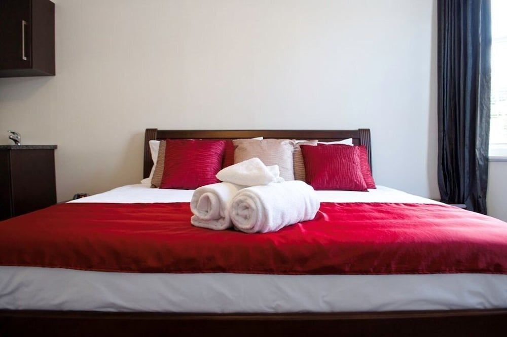 undefined Eden Park Motel 2