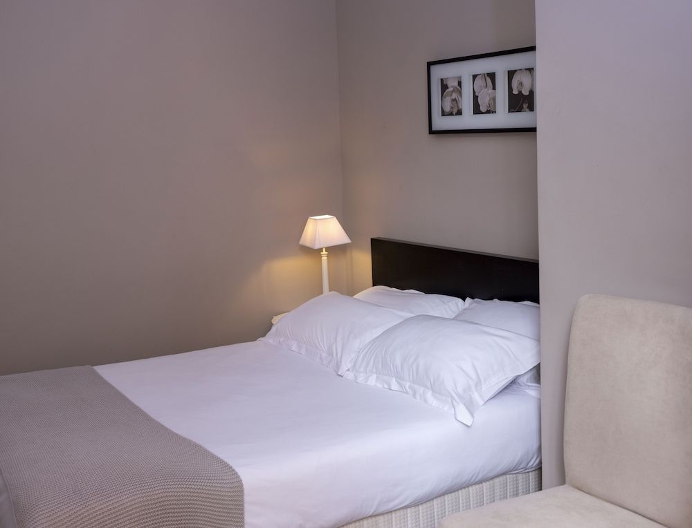 Single Room, City View