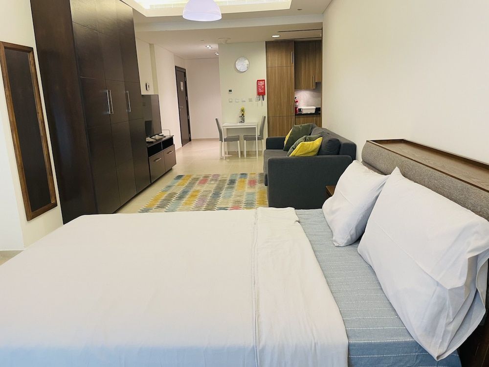 VB22 & VB23 by Qatar Coral Premium Studio, Tower 7