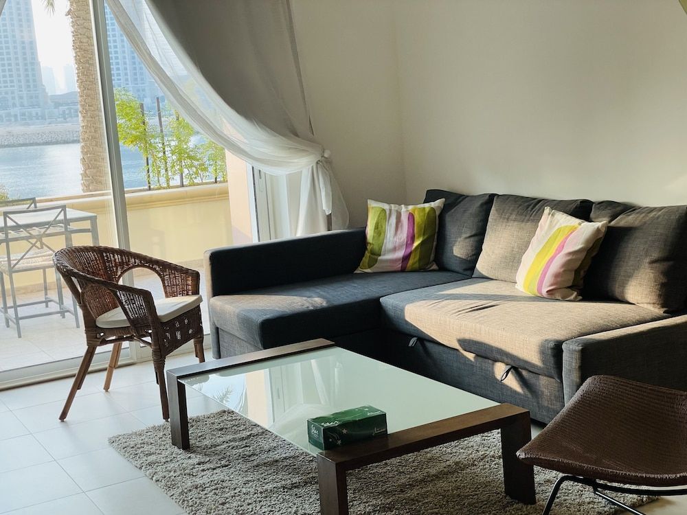 VB22 & VB23 by Qatar Coral Superior Apartment 6