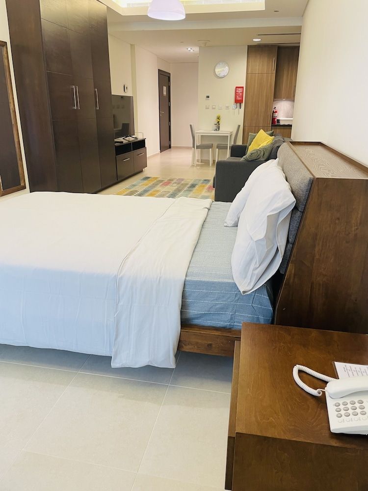 VB22 & VB23 by Qatar Coral Premium Studio, Tower 5