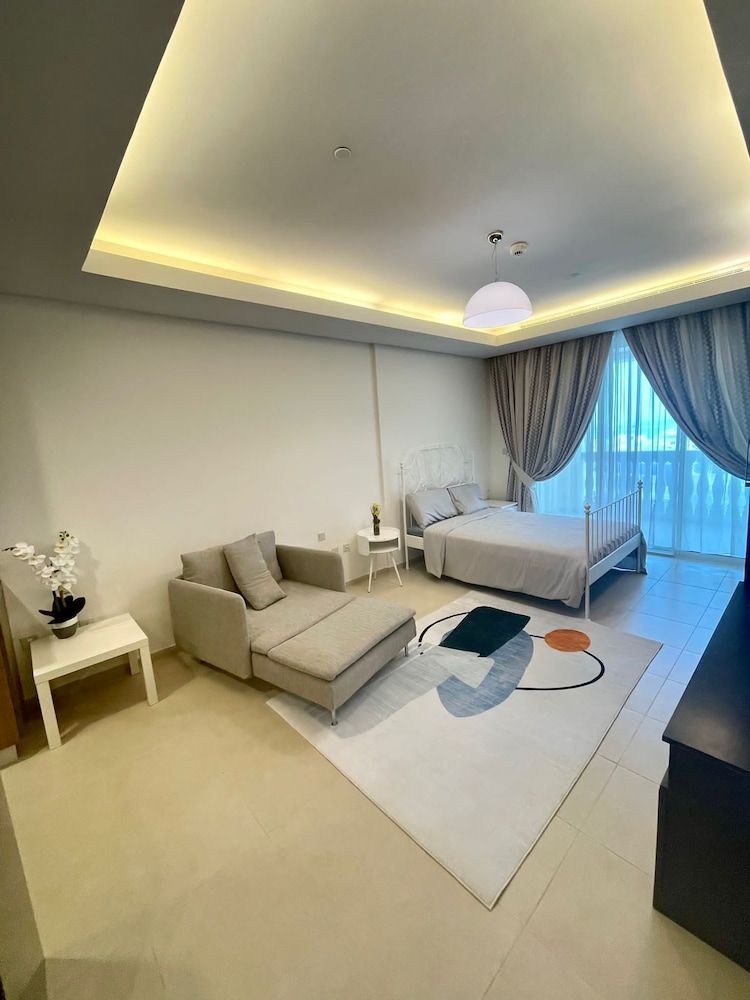 VB22 & VB23 by Qatar Coral Premium Studio, Tower 12