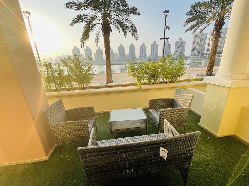 VB22 & VB23 by Qatar Coral Superior Apartment 9
