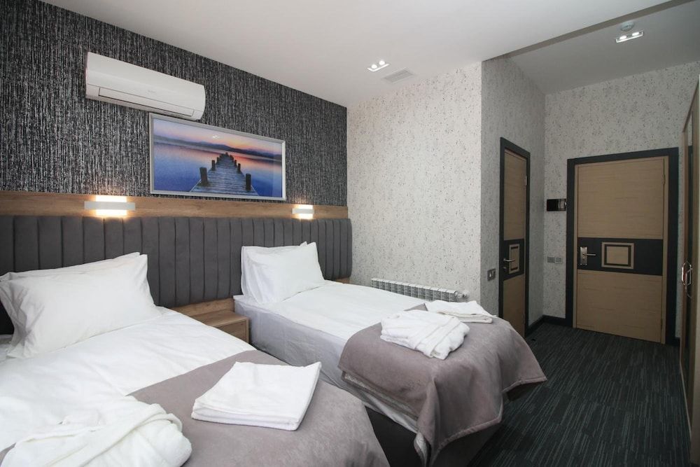 Home Suites Baku - Halal Hotel Superior Double Room, 1 King Bed 14