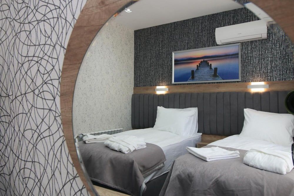 Home Suites Baku - Halal Hotel Superior Double Room, 1 King Bed 6