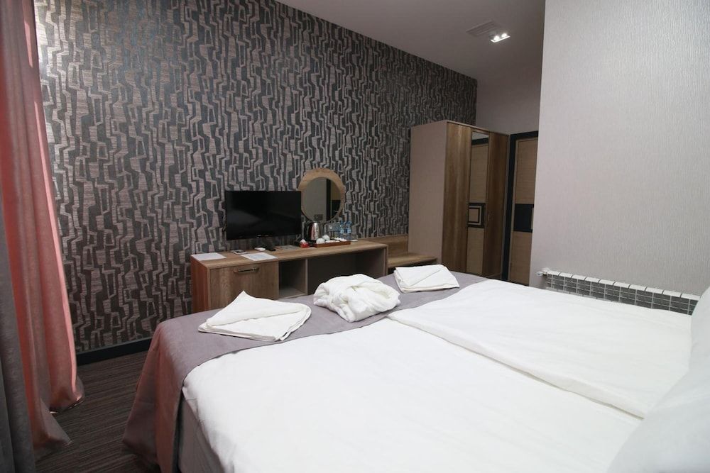 Home Suites Baku - Halal Hotel Superior Double Room, 1 King Bed 12