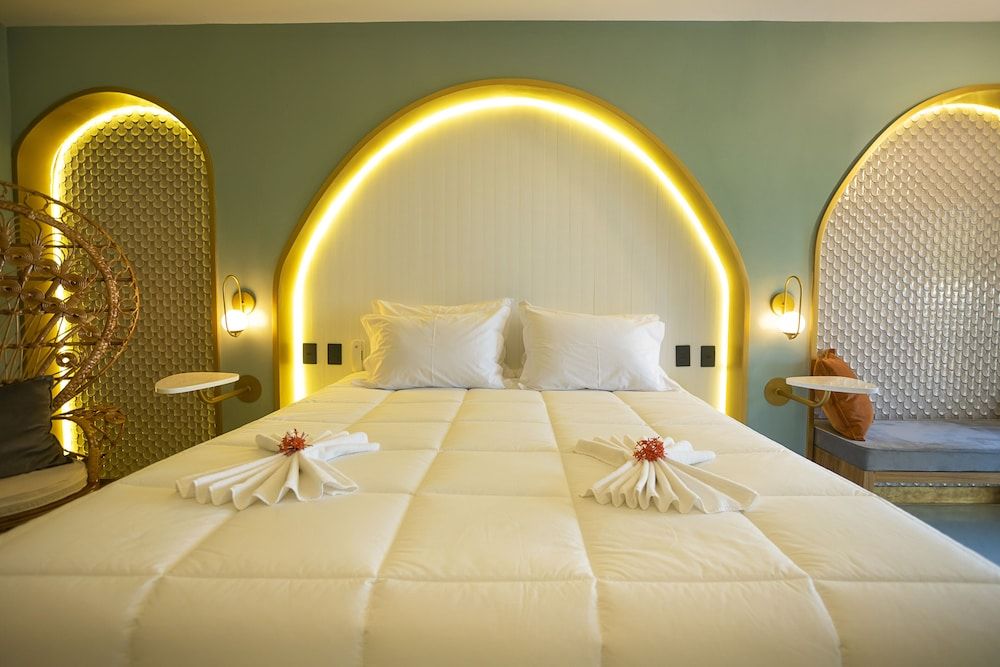 Exotica Boutique Hotel Deluxe Suite, Ocean View 4