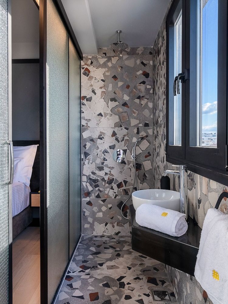 3 Pines Design Living 3 Bedroom Supreme Penthouse 10