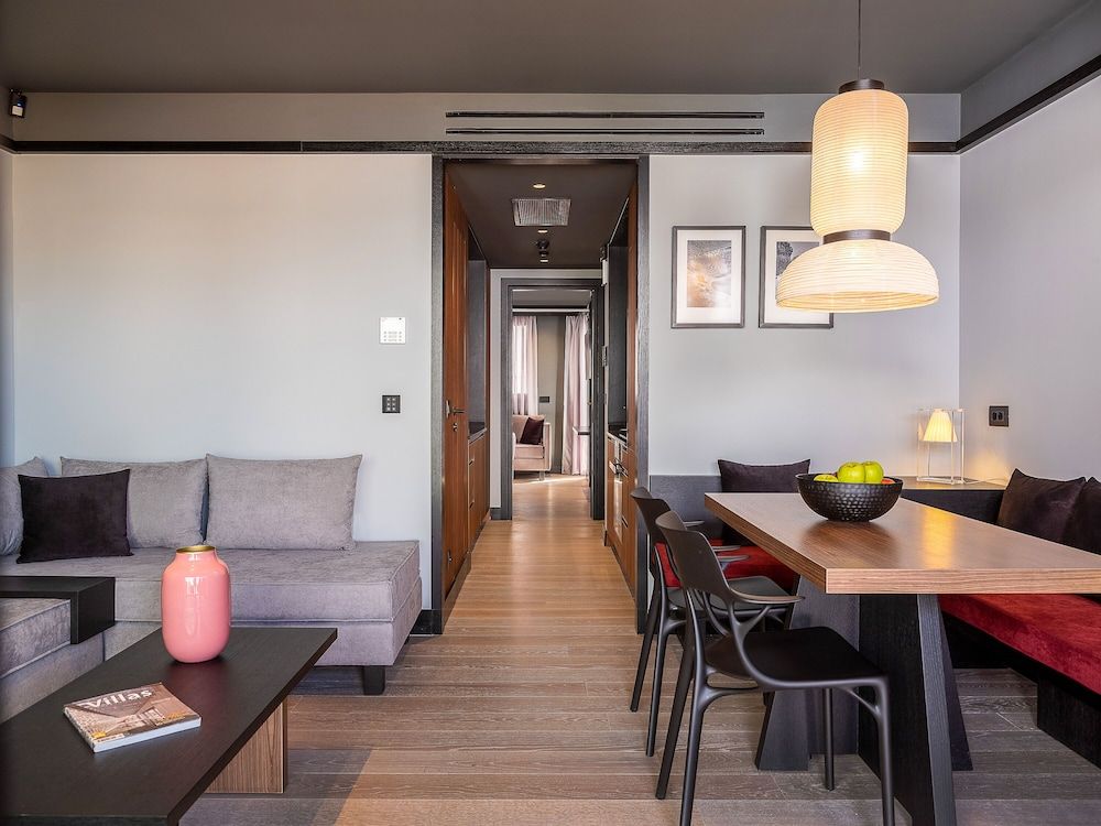 3 Pines Design Living Exclusive City Escape Suite 13