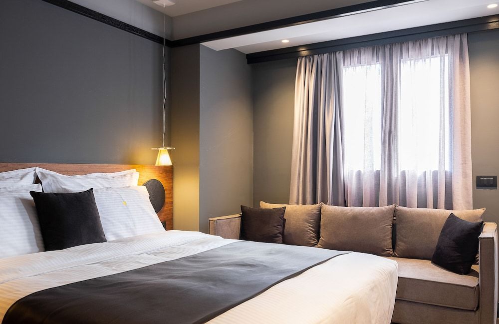 3 Pines Design Living Exclusive City Escape Suite 2