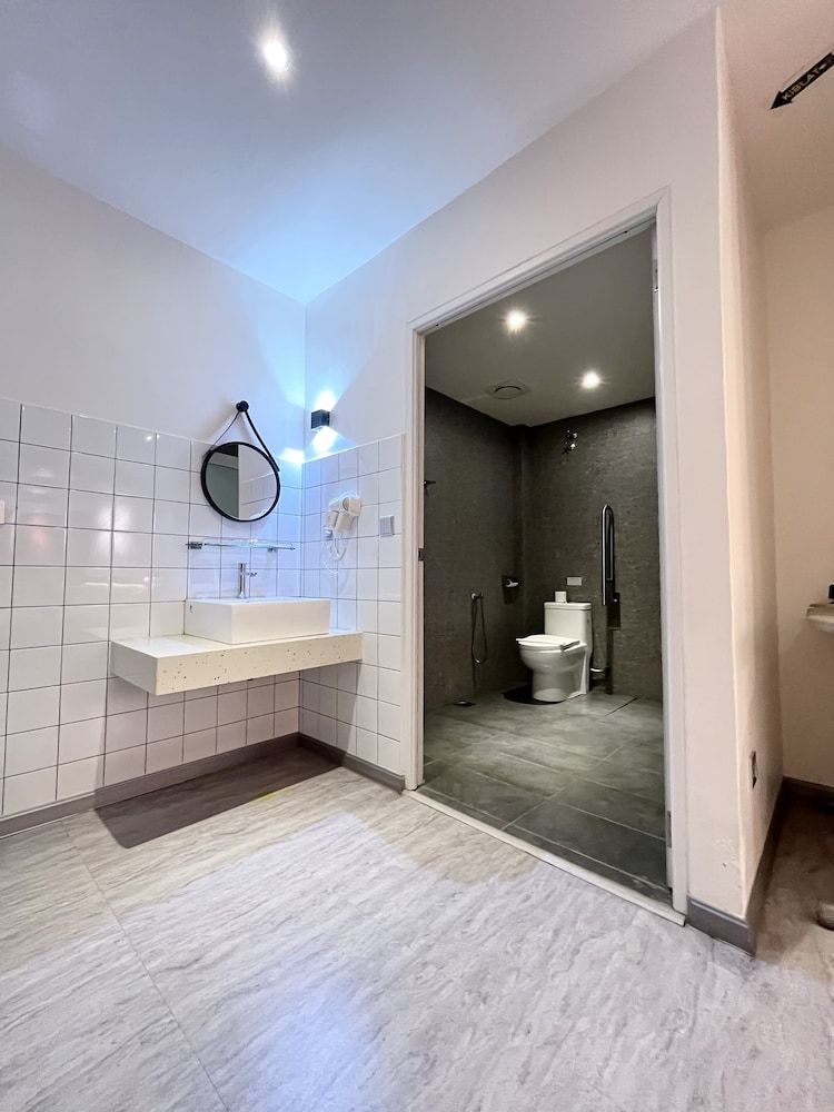 Woco Boutique Hotel Kinrara Deluxe Family Window 8