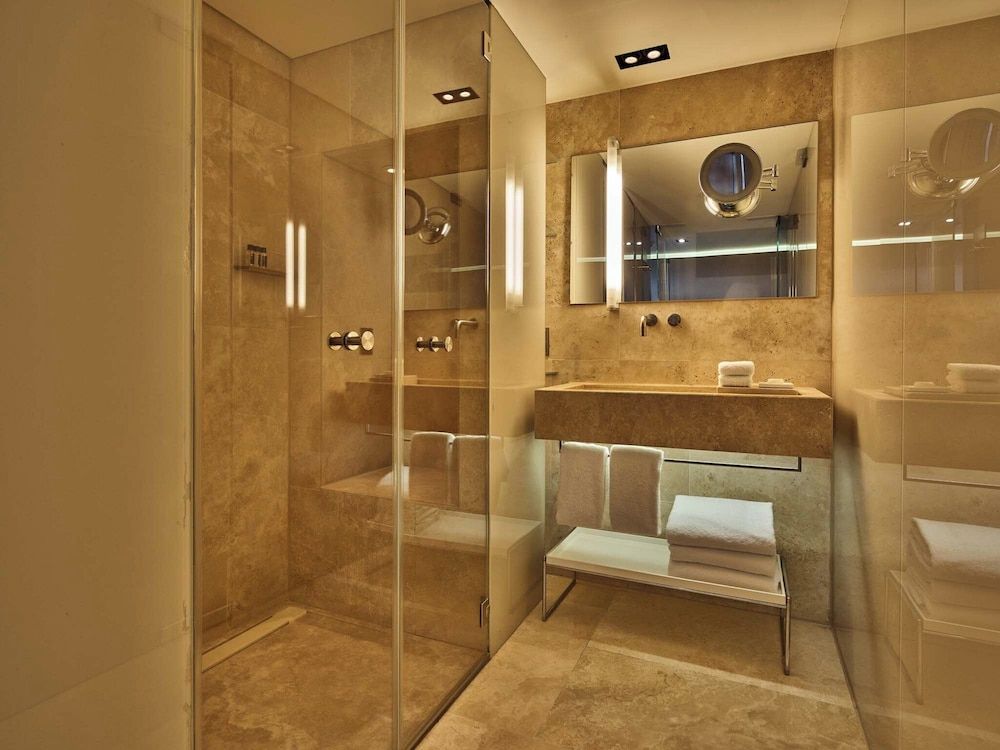 Conservatorium Hotel (Operated by Mandarin Oriental) Room (Duplex) 3