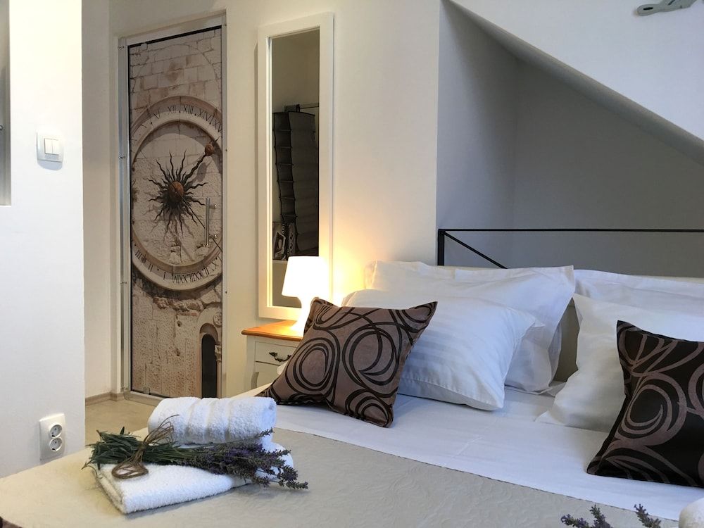 undefined Apartments and Rooms in center of Split 5