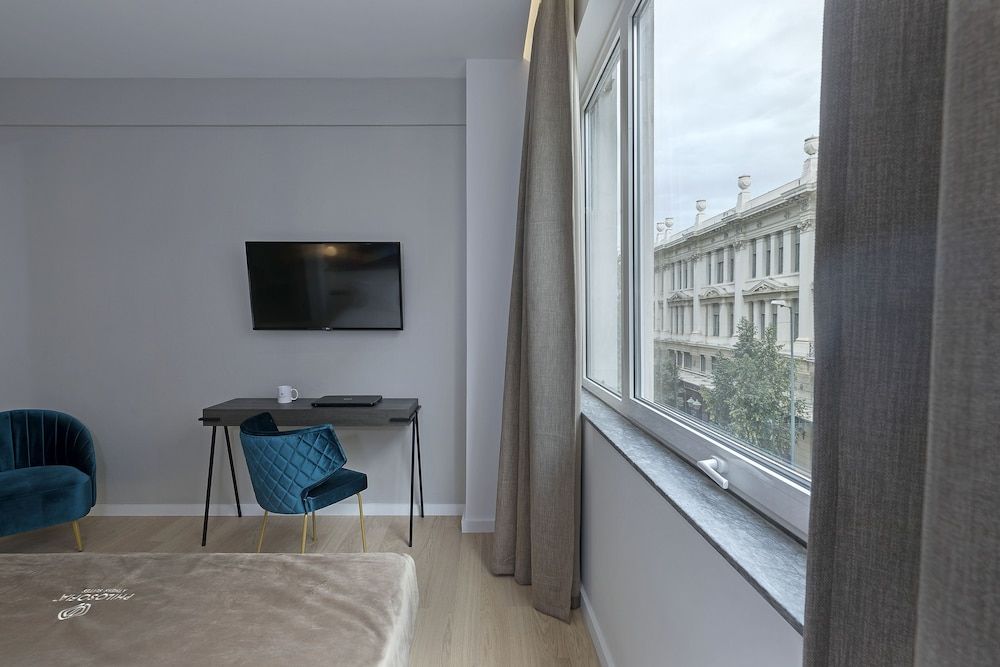Philosofia Athens Suites Deluxe Double Room 8