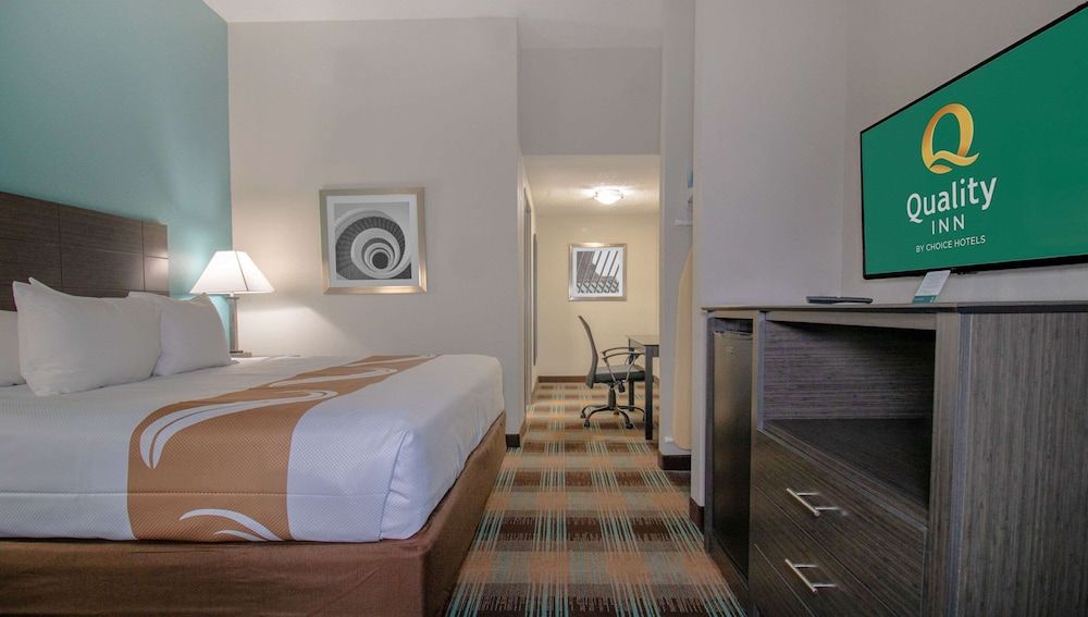 Standard Room, 1 King Bed, Non Smoking
