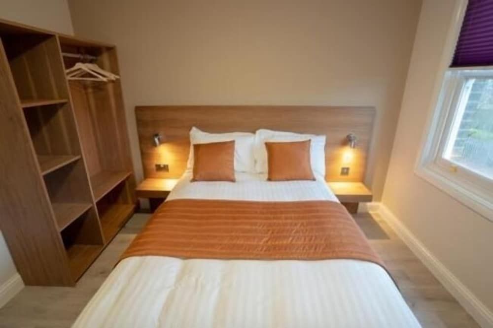 Eagle Hotel Classic Double Room 2