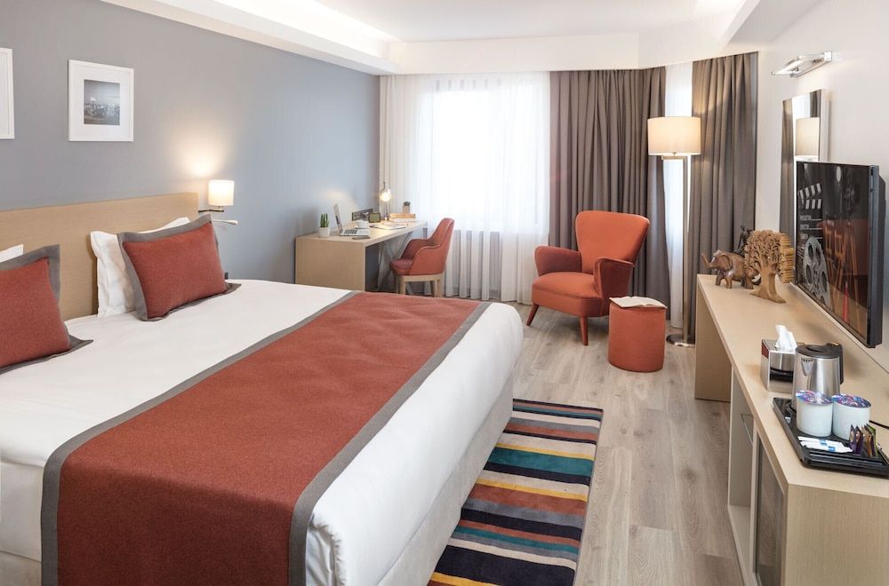 Deluxe Room, 1 King Bed, Non Smoking