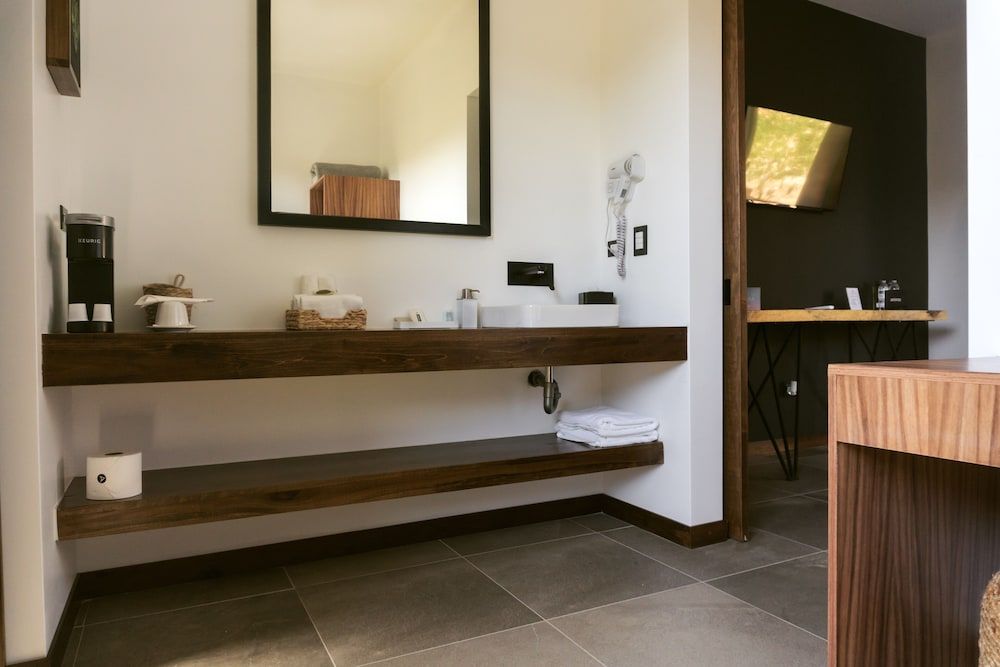 La Cima del Valle Hotel Superior Room, 1 King Bed 3