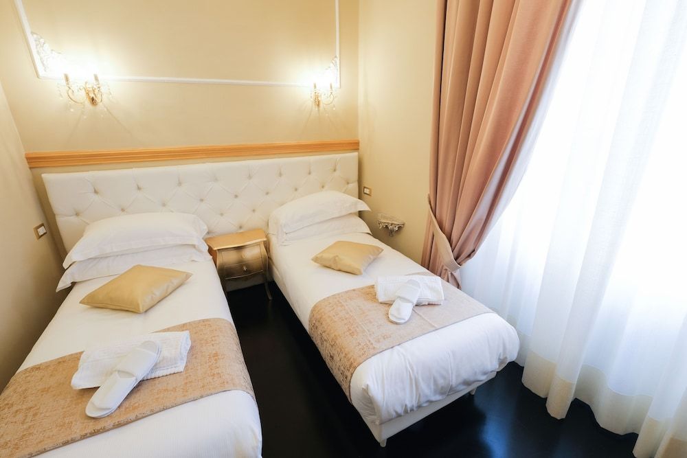 B&B Kingsman Superior Twin Room 3