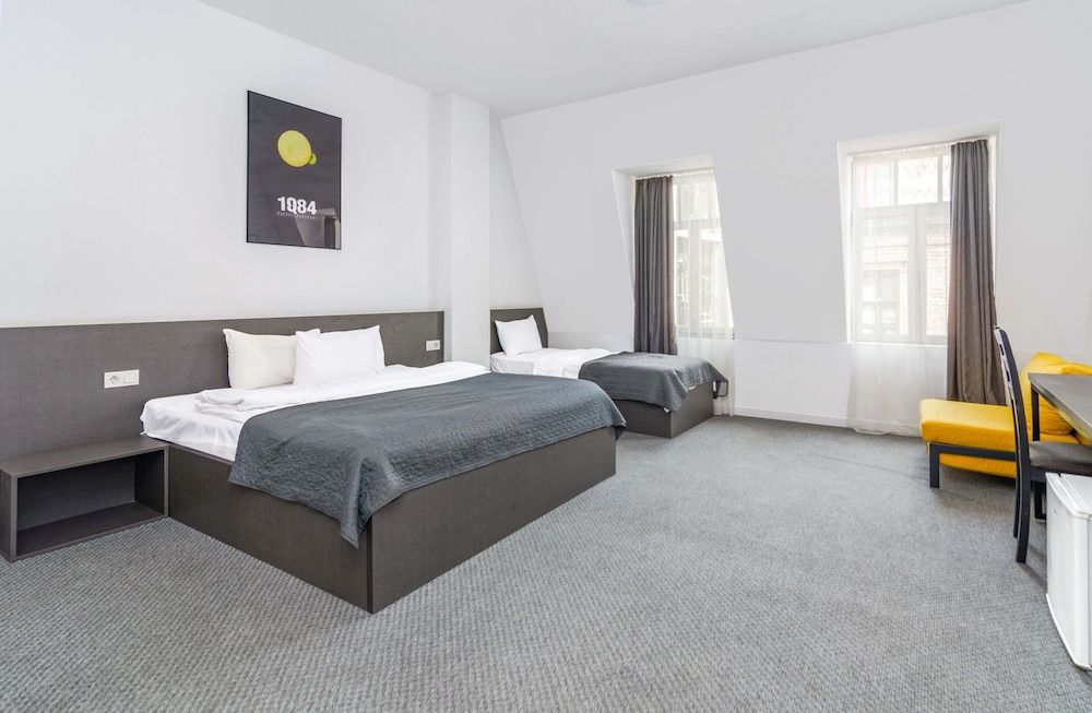 Hotel Elesa Family Room