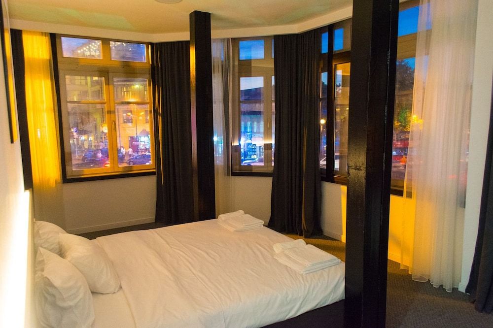 Hotel Elesa Superior Double Room 2