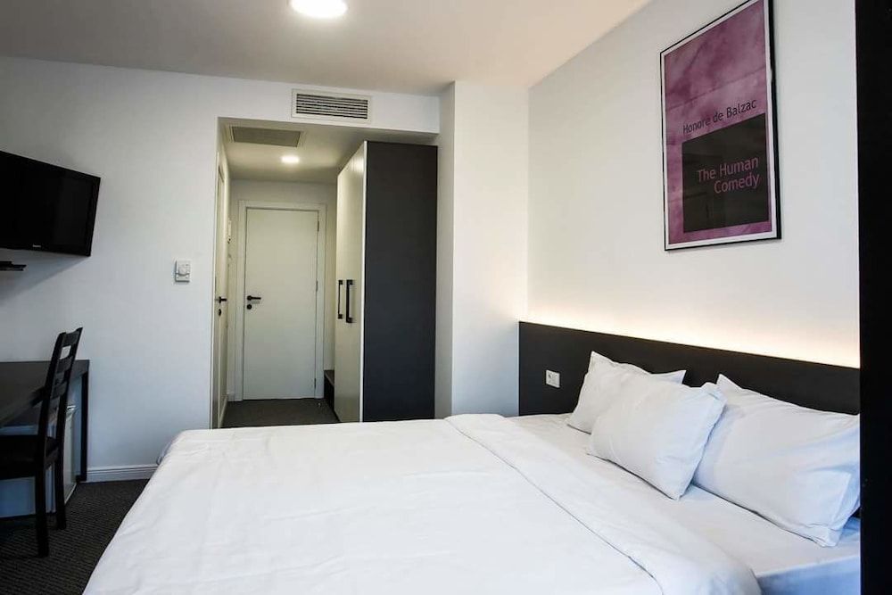 Hotel Elesa Standard Double Room 2