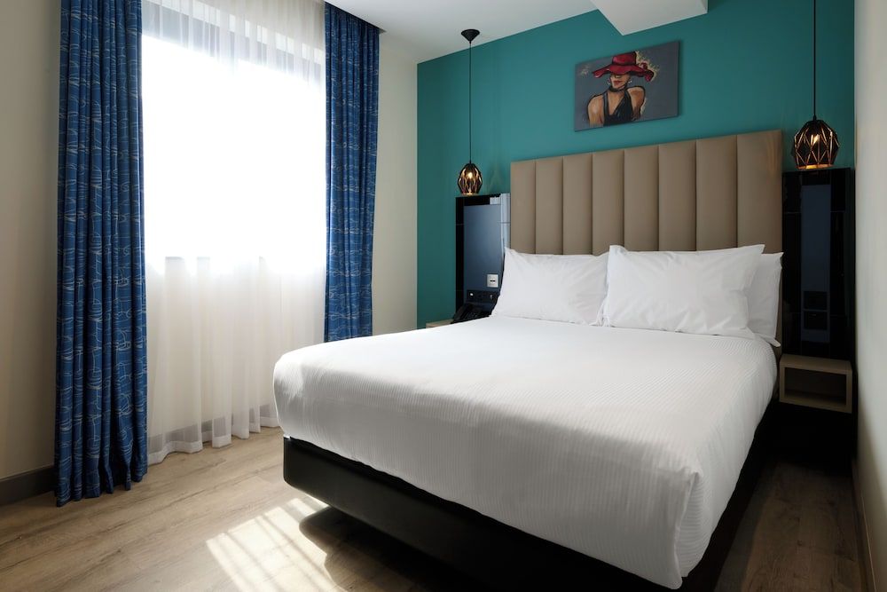 Spark by Hilton Luton Room, 1 Double Bed 2