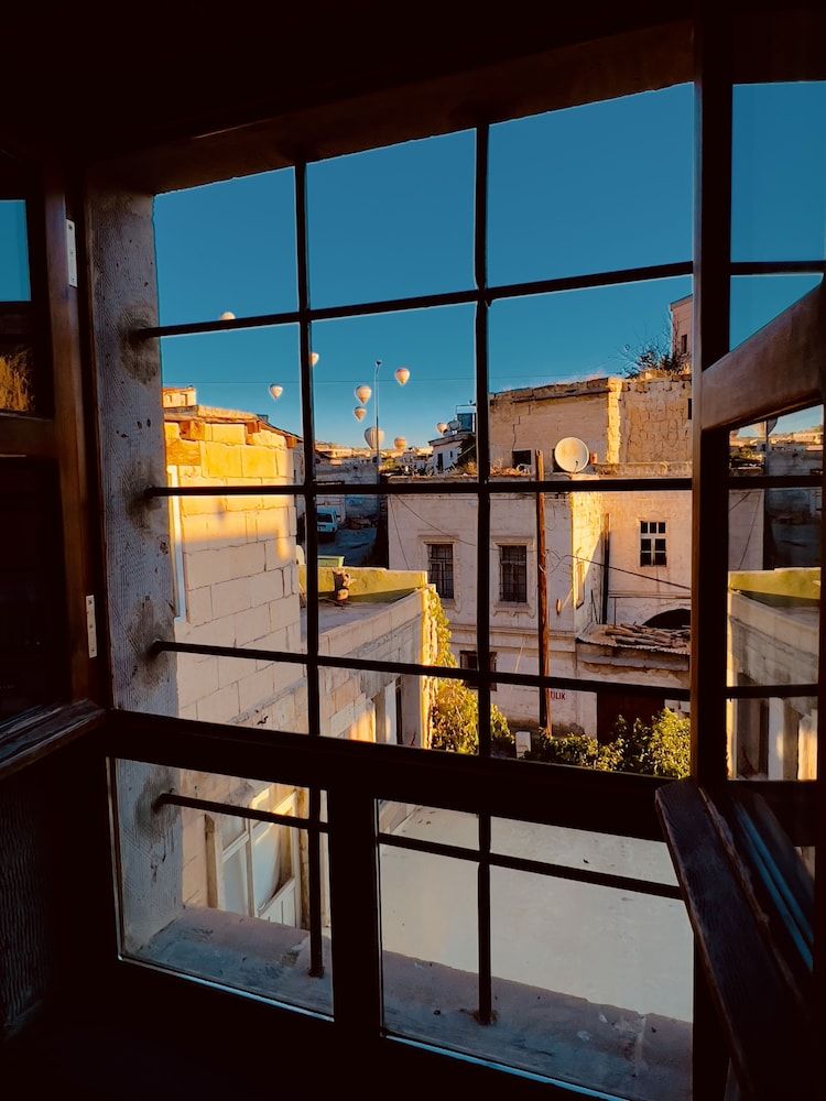 Kaya Konak Cave Hotel Deluxe Double Room, 1 Queen Bed 9